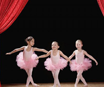 At what age does the child begin to learn ballet better?