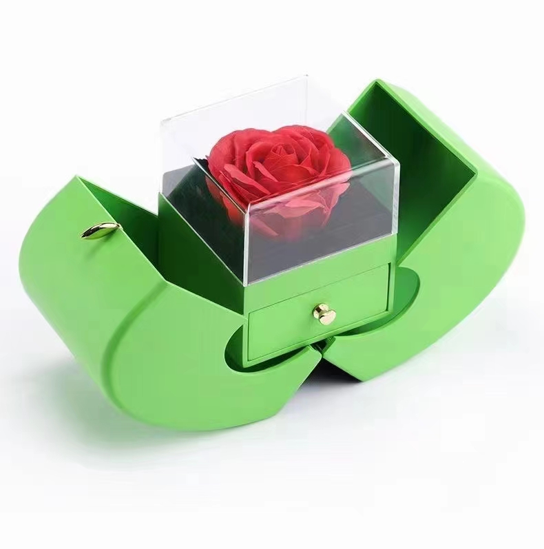 Heart-shaped immortal flower necklace box