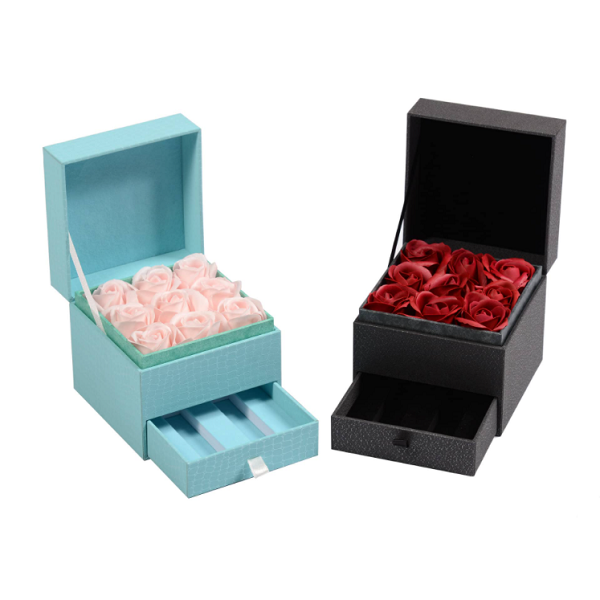 Pink rose lipstick plastic cosmetics box