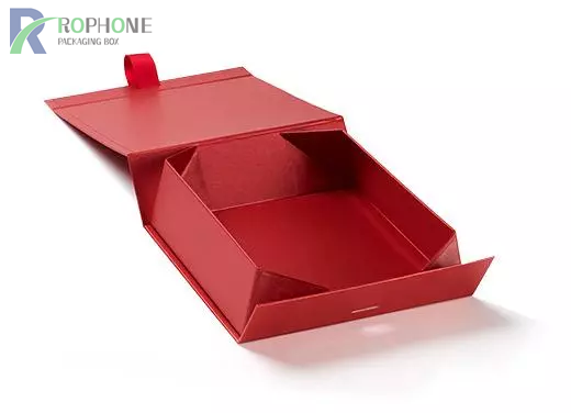 The foldable gift box is so easy to assemble
