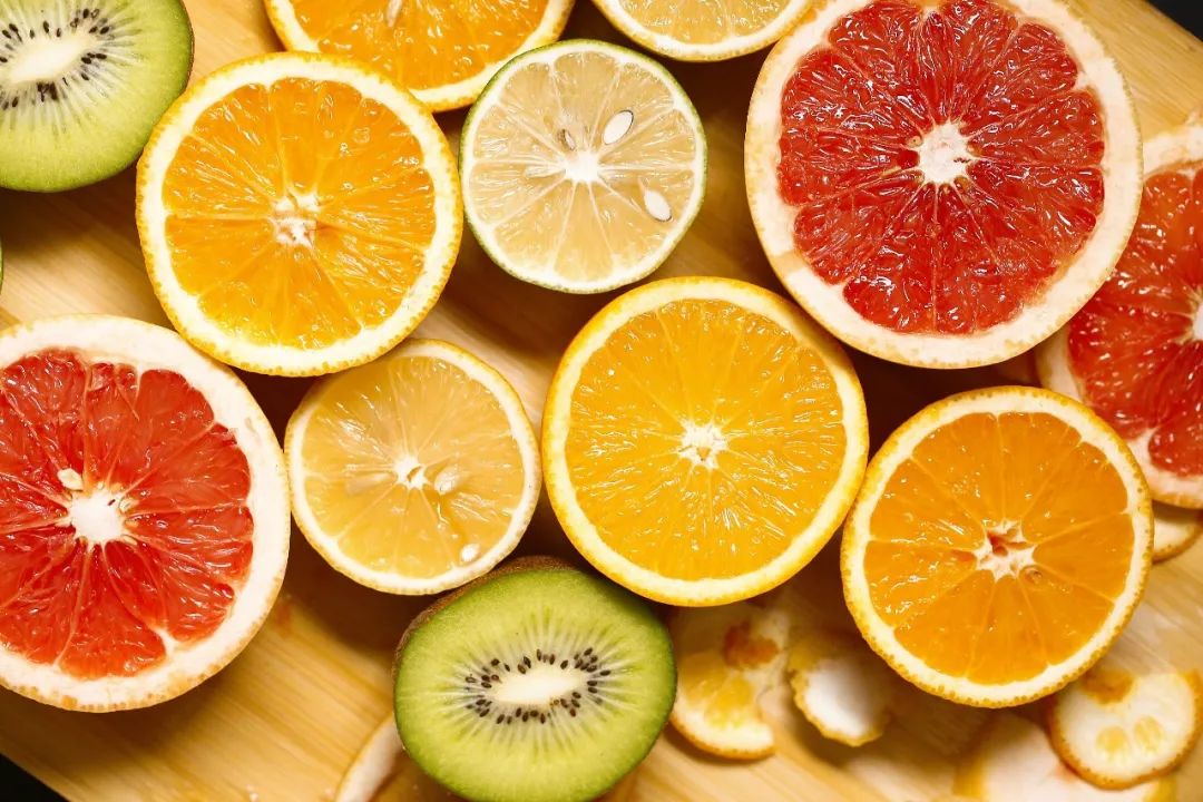 To summer//fruit packing box